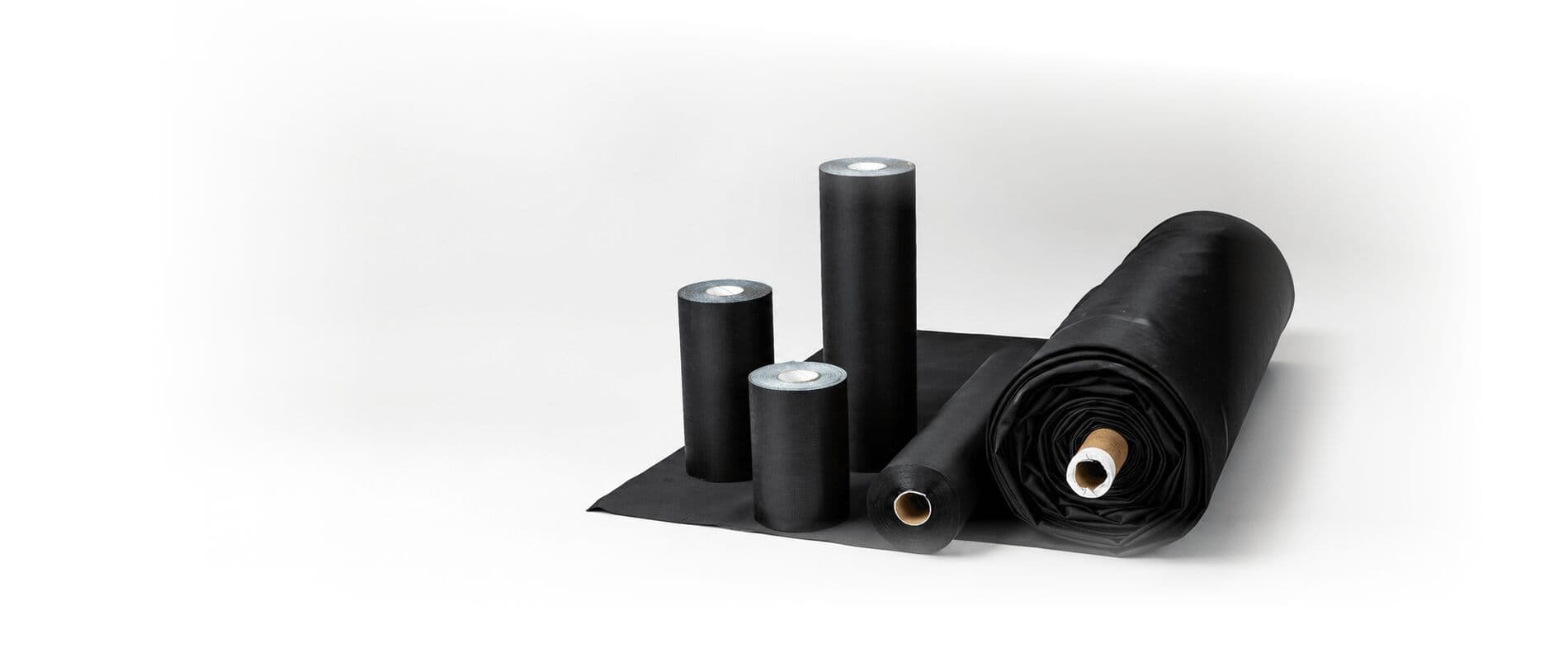 EPDM dakbedekking — verschillende rolmaten en uitgerolde folie